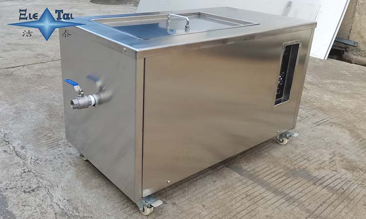 超聲波清洗機(jī)的清洗劑要如何去選擇？以及日常維護(hù)與注意事項(xiàng)！