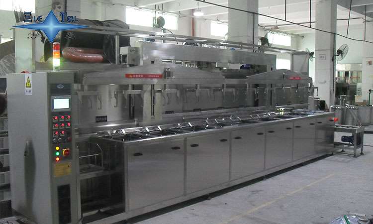 提升船舶螺旋槳金屬表面流線(xiàn)性與效率的超聲波清洗技術(shù)