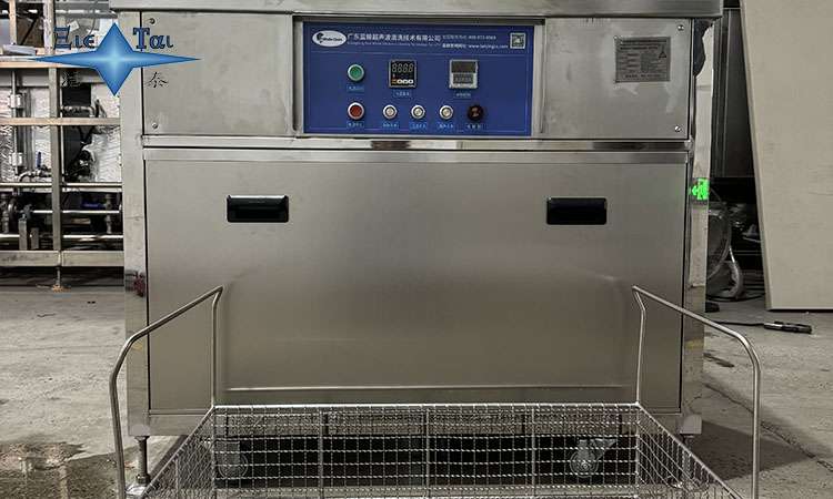 為什么超聲波清洗機(jī)價(jià)位差那么多？揭秘從幾十到上萬(wàn)元的成本與選擇奧秘